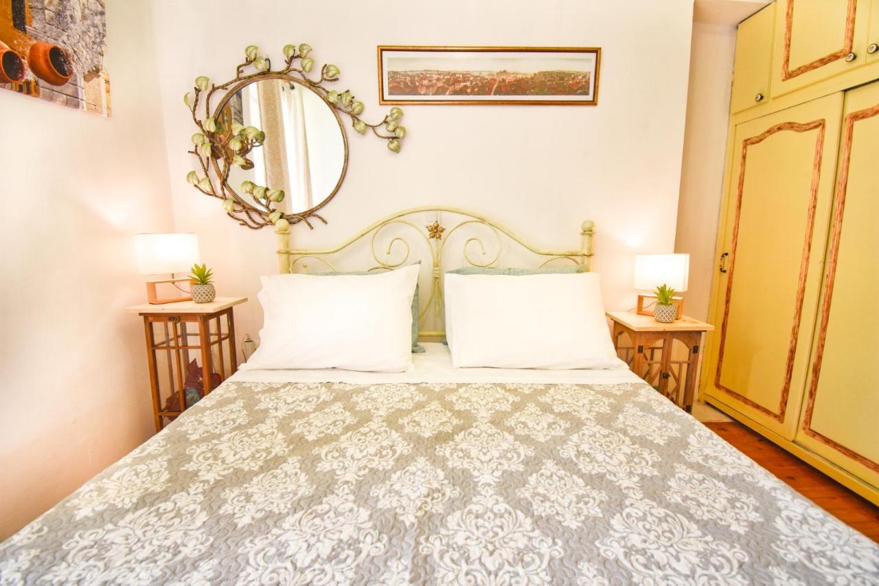Venetian Well Gallery Apartment In Corfu Old Town Exterior foto